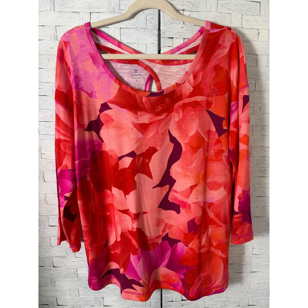 T by Talbots women's top‎ Kris Kross keyhole back colorful out activewear
